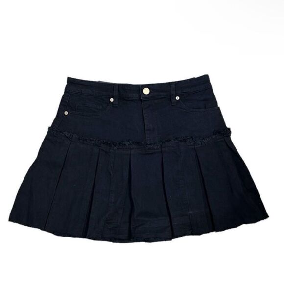 Blank NYC Black Mini Pleated Black
Skirt(Size 30) - Picture 6 of 11